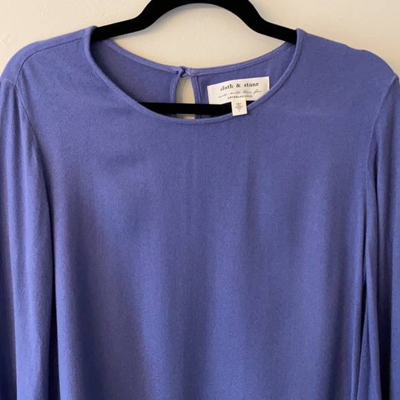 Cloth and Stone Small Bell Sleeve Blouse - Picture 6 of 13